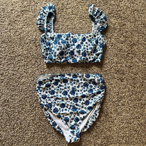 Albion Swim - Picture 2 of 5